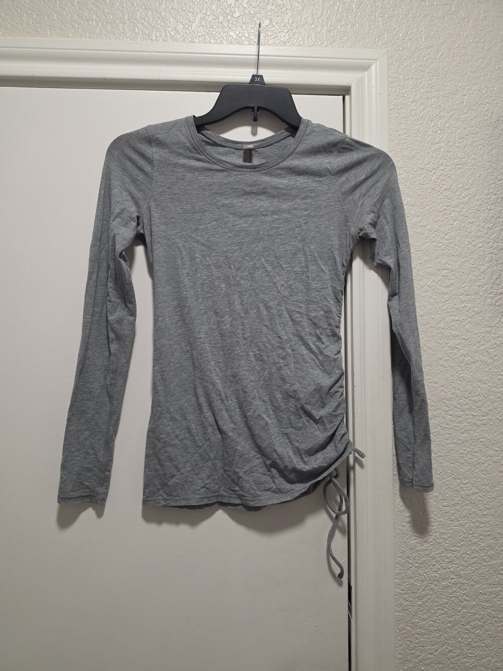 Lululemon Cinch It Long Sleeve Sz 4